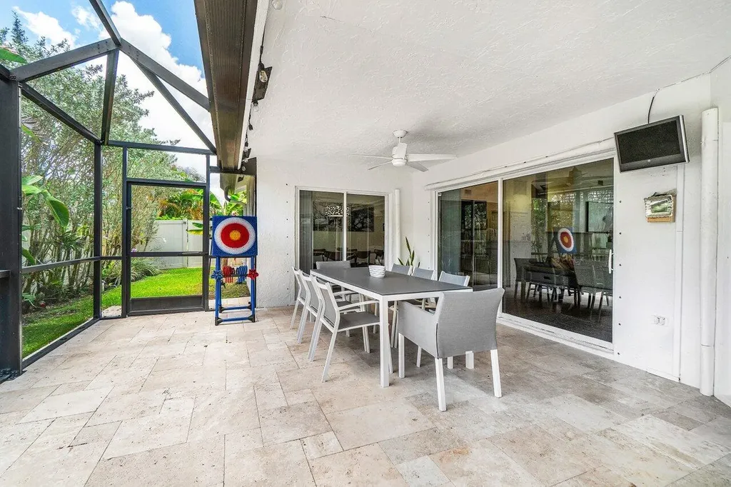 2470 Sandstone Court Wellington FL 33414