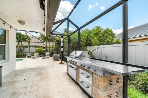 2470 Sandstone Court Wellington FL 33414