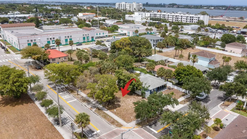 447 20th Street West Palm Beach FL 33407