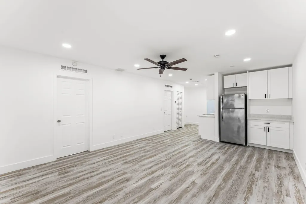 134 SW 14th Avenue Boynton Beach FL 33435