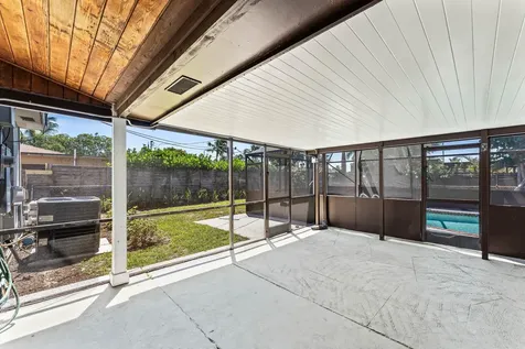134 SW 14th Avenue Boynton Beach FL 33435