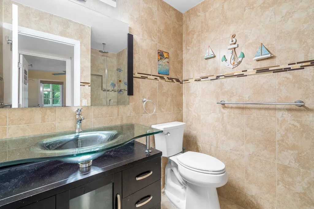 334 Burgundy G Delray Beach FL 33484