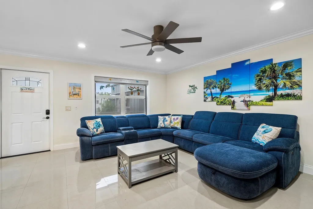 334 Burgundy G Delray Beach FL 33484