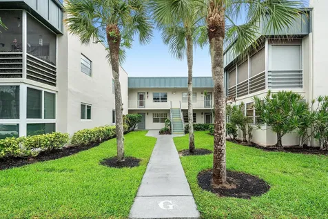 334 Burgundy G Delray Beach FL 33484
