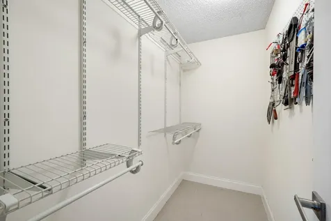 334 Burgundy G Delray Beach FL 33484