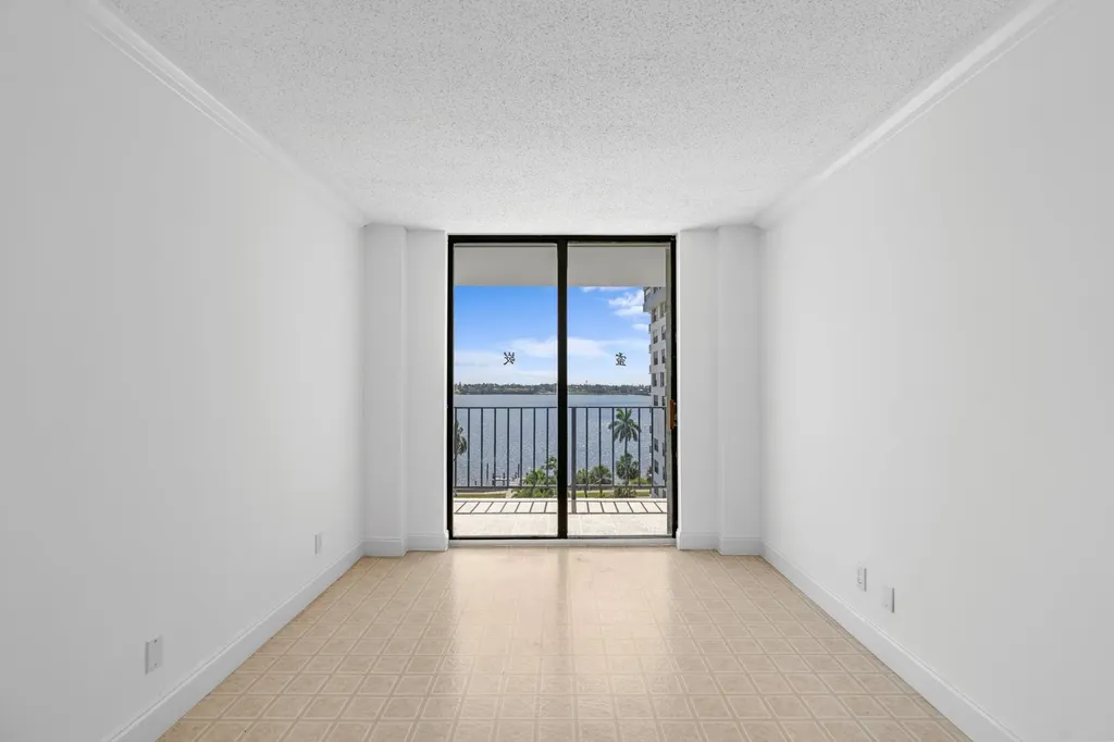 3800 Washington Road West Palm Beach FL 33405