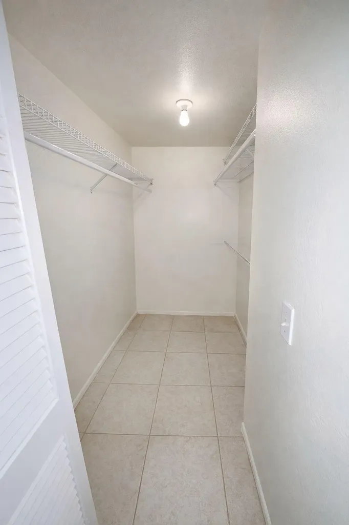 3800 N Hills Drive Hollywood FL 33021