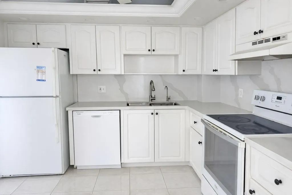 3800 N Hills Drive Hollywood FL 33021