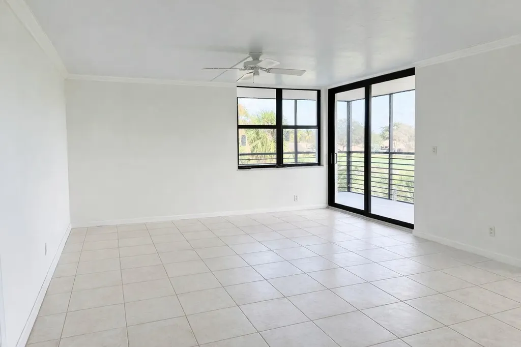 3800 N Hills Drive Hollywood FL 33021