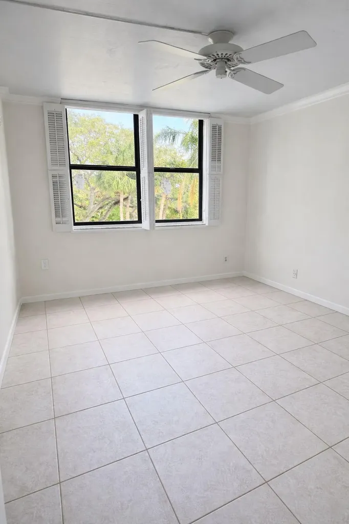 3800 N Hills Drive Hollywood FL 33021
