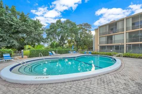 3800 N Hills Drive Hollywood FL 33021