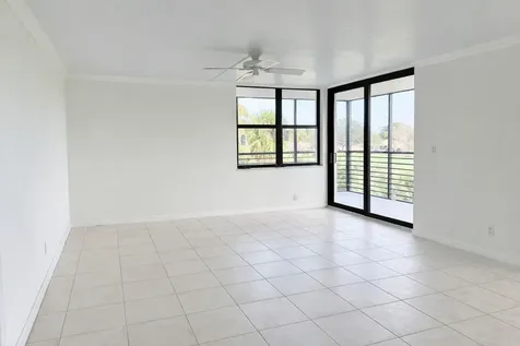 3800 N Hills Drive Hollywood FL 33021