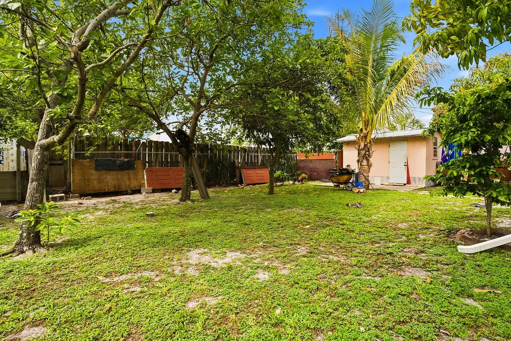 550 NE 37th Street Pompano Beach FL 33064