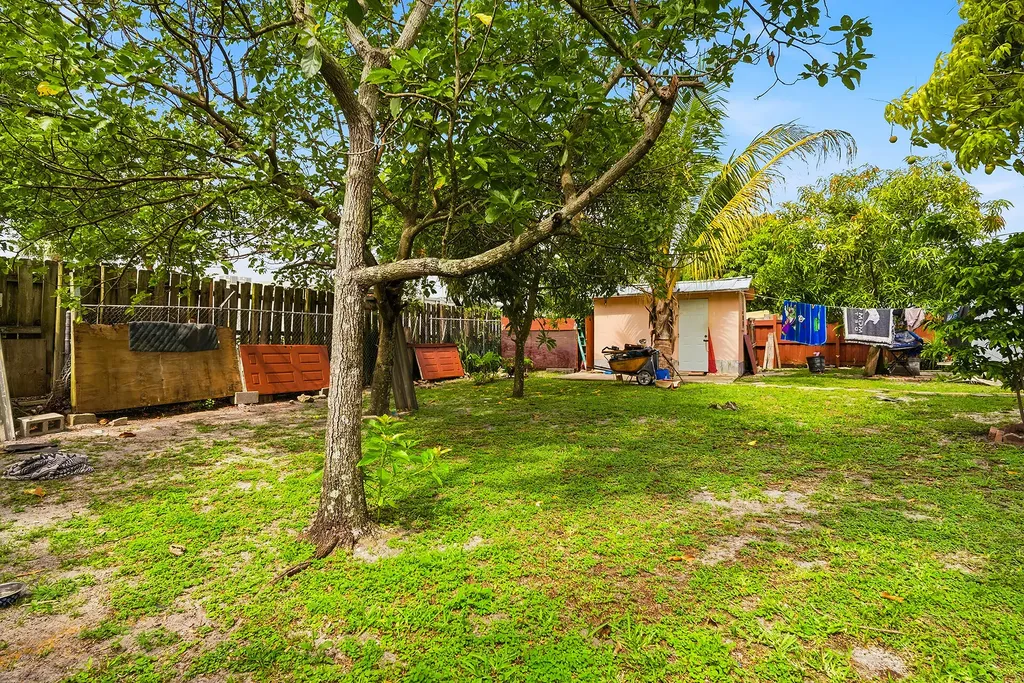 550 NE 37th Street Pompano Beach FL 33064