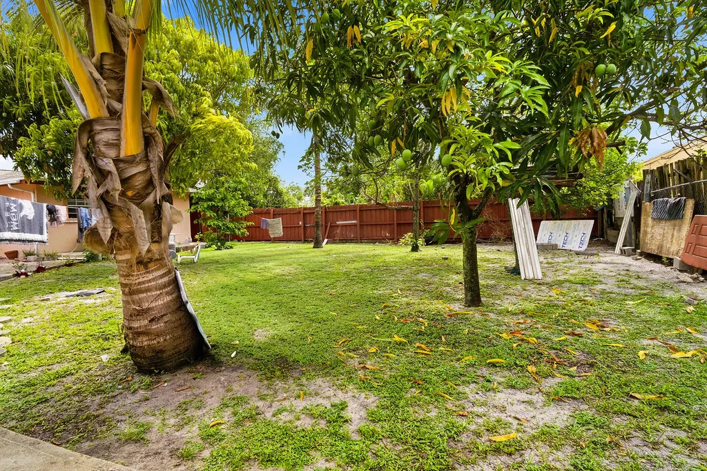 550 NE 37th Street Pompano Beach FL 33064