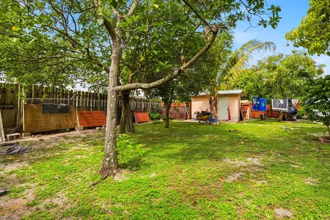 550 NE 37th Street Pompano Beach FL 33064