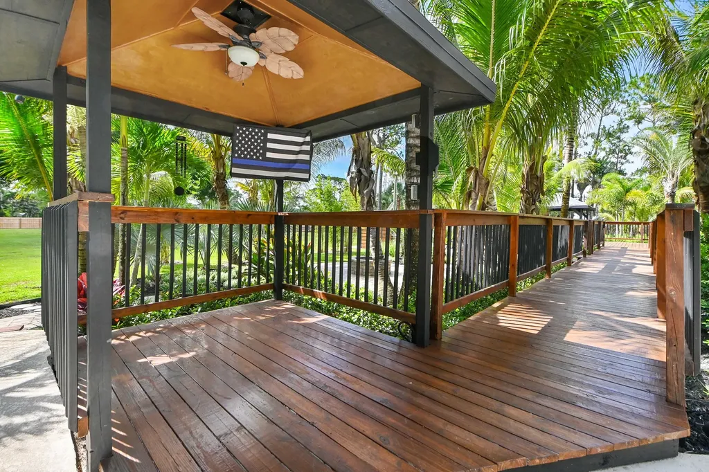 13480 42nd Road N West Palm Beach FL 33411