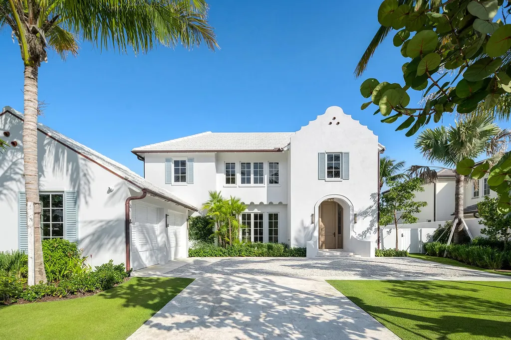 Palm Beach FL, 2219 E Ibis Isle Road Road E
