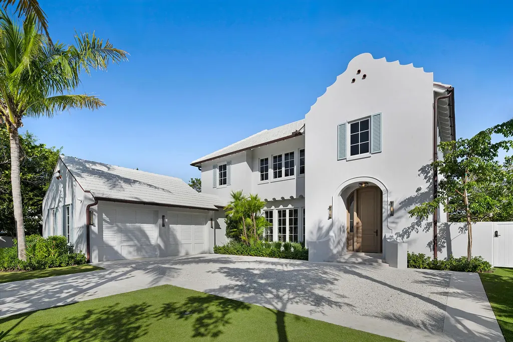 2219 E Ibis Isle Road Road E Palm Beach FL 33480