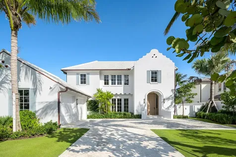 2219 E Ibis Isle Road Road E Palm Beach FL 33480