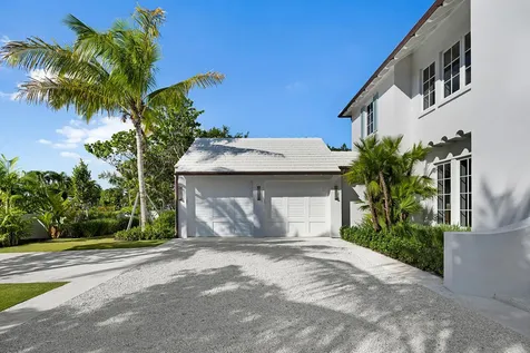 2219 E Ibis Isle Road Road E Palm Beach FL 33480