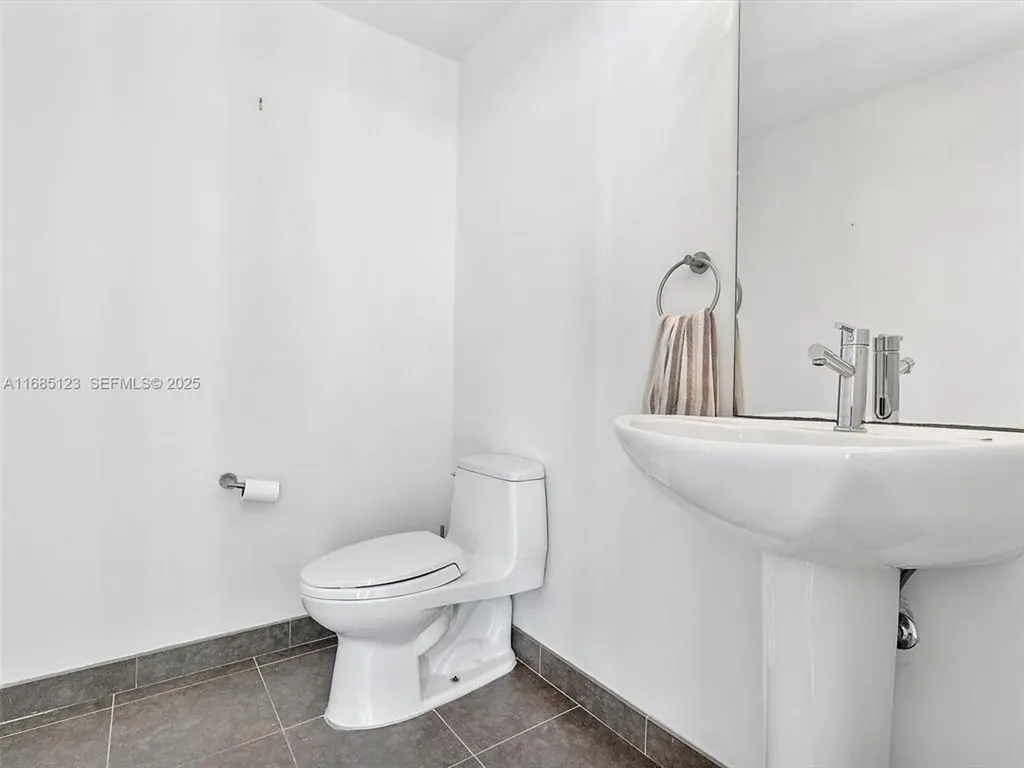 7935 East Drive North Bay Village FL 33141