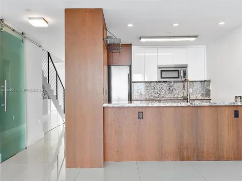 7935 East Drive North Bay Village FL 33141