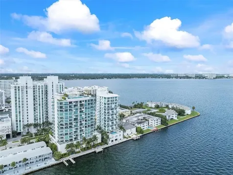 7935 East Drive North Bay Village FL 33141