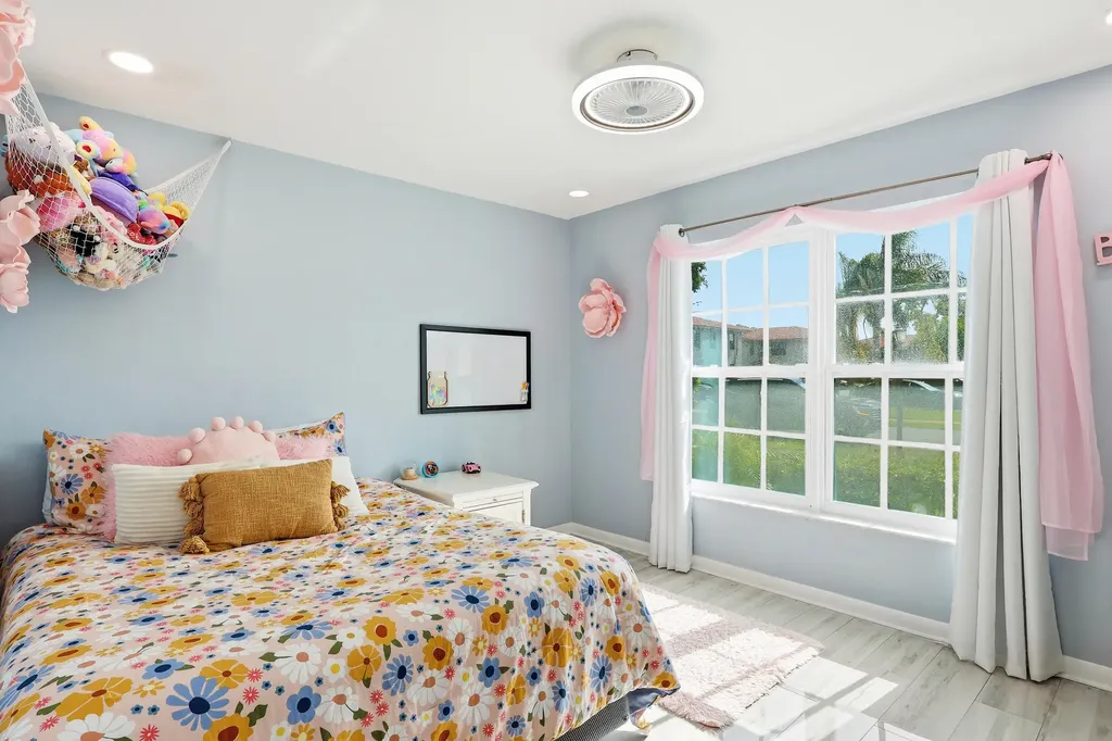 2520 SW 14th Court Boynton Beach FL 33426