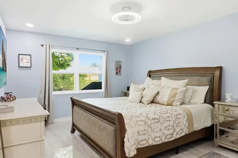 2520 SW 14th Court Boynton Beach FL 33426