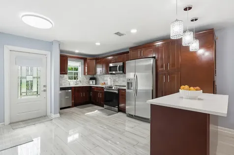 2520 SW 14th Court Boynton Beach FL 33426