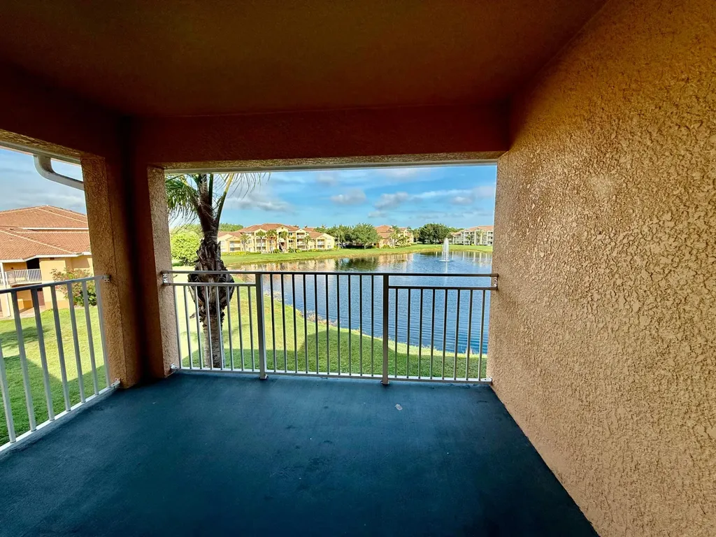 271 SW Palm Drive Port St Lucie FL 34986