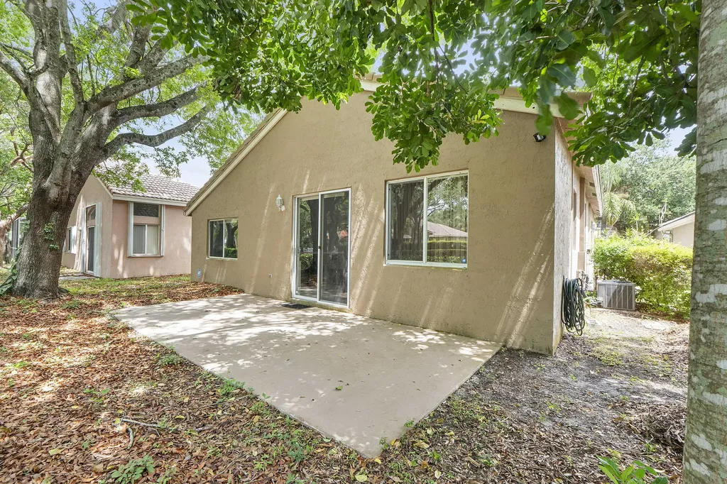 5024 Ibis Court Coconut Creek FL 33073