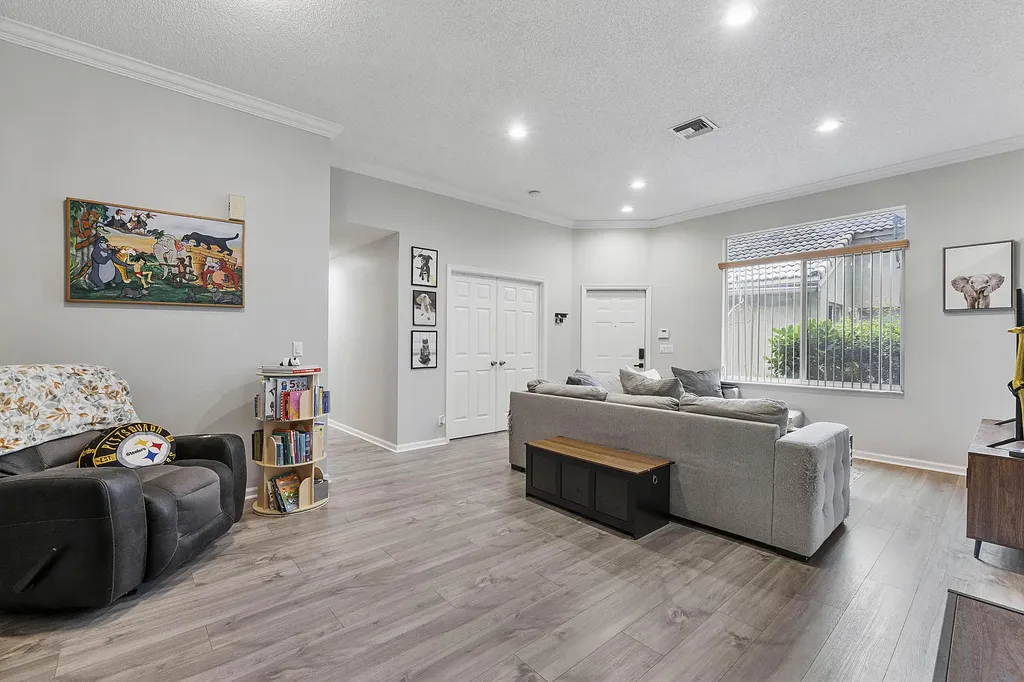 5024 Ibis Court Coconut Creek FL 33073