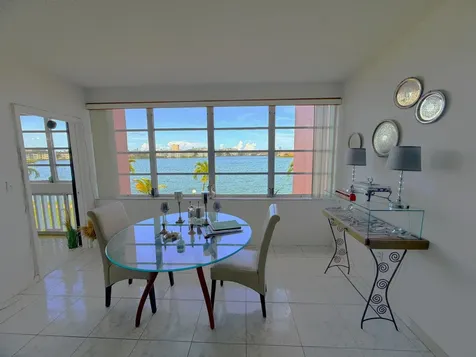 18555 NE 14th Avenue Miami FL 33179