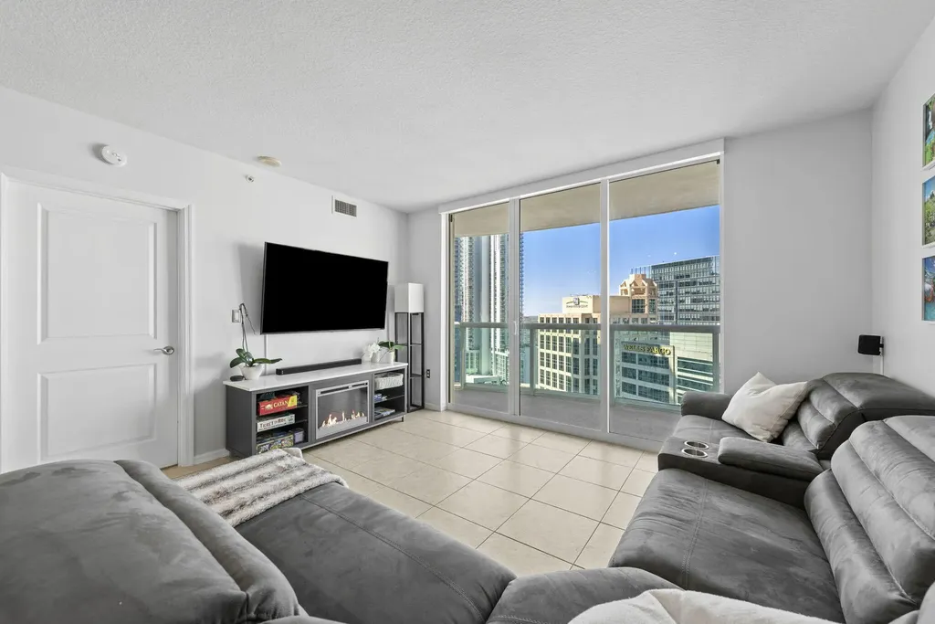 347 N New River Drive E Fort Lauderdale FL 33301