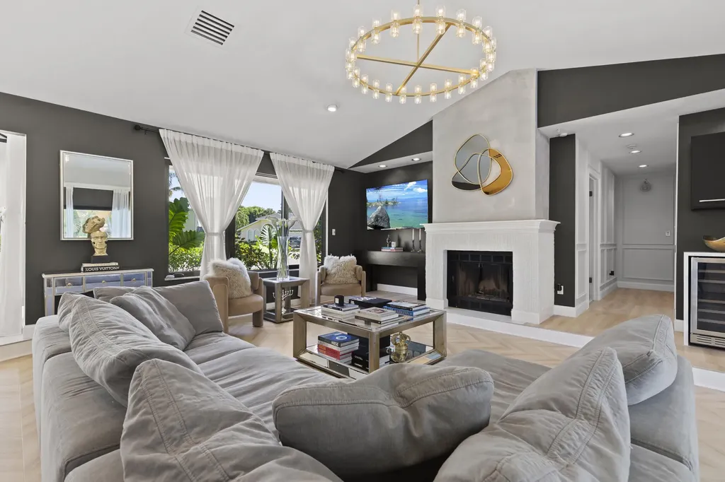 1176 Cherlynn Terrace West Palm Beach FL 33406