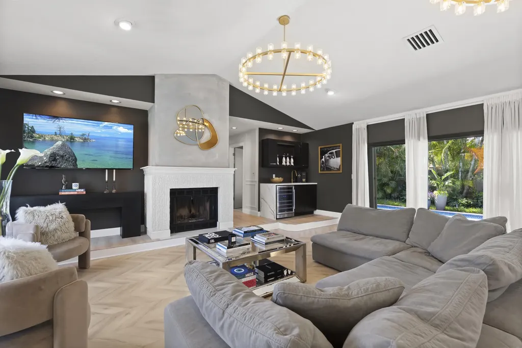 1176 Cherlynn Terrace West Palm Beach FL 33406
