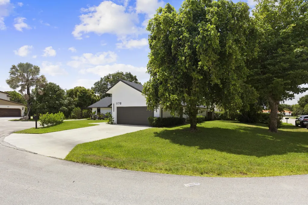 1176 Cherlynn Terrace West Palm Beach FL 33406