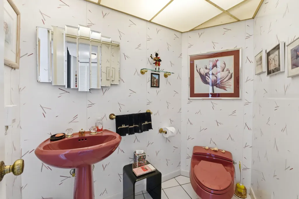1167 Hillsboro Mile Hillsboro Beach FL 33062