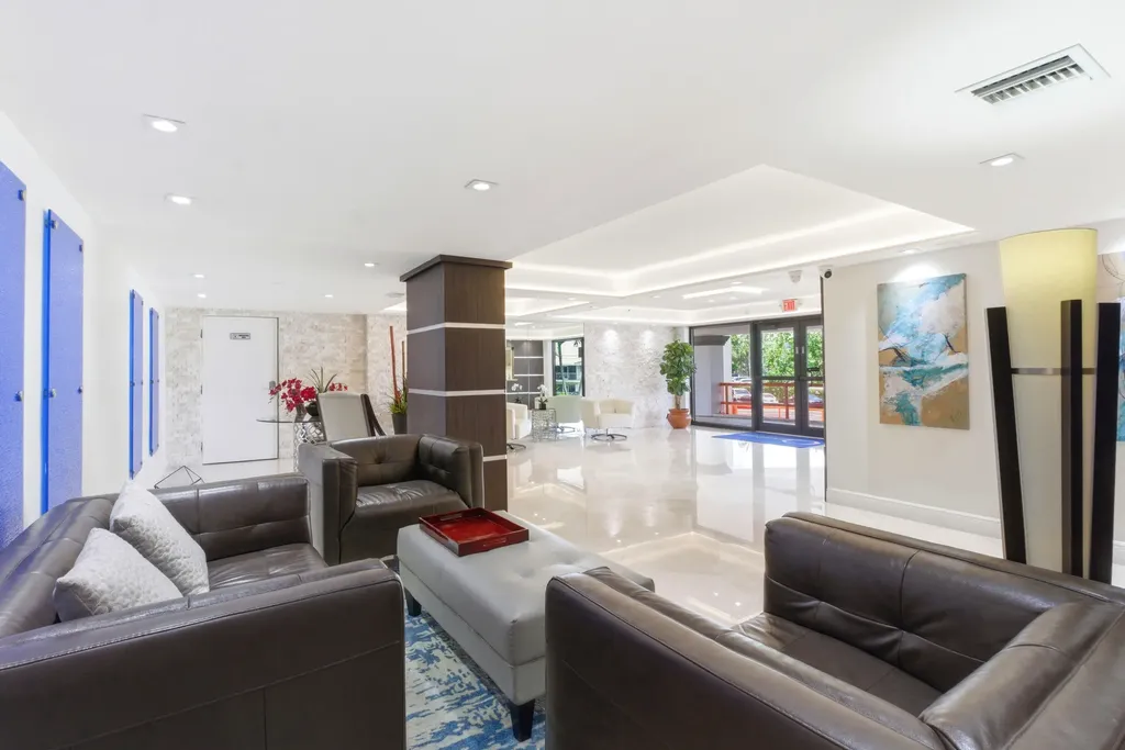 1167 Hillsboro Mile Hillsboro Beach FL 33062