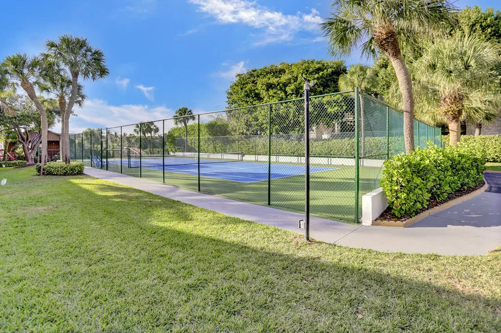 1167 Hillsboro Mile Hillsboro Beach FL 33062