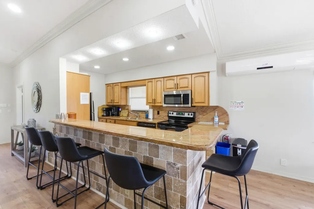 1167 Hillsboro Mile Hillsboro Beach FL 33062