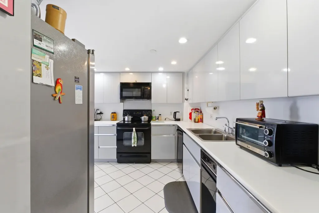 1167 Hillsboro Mile Hillsboro Beach FL 33062