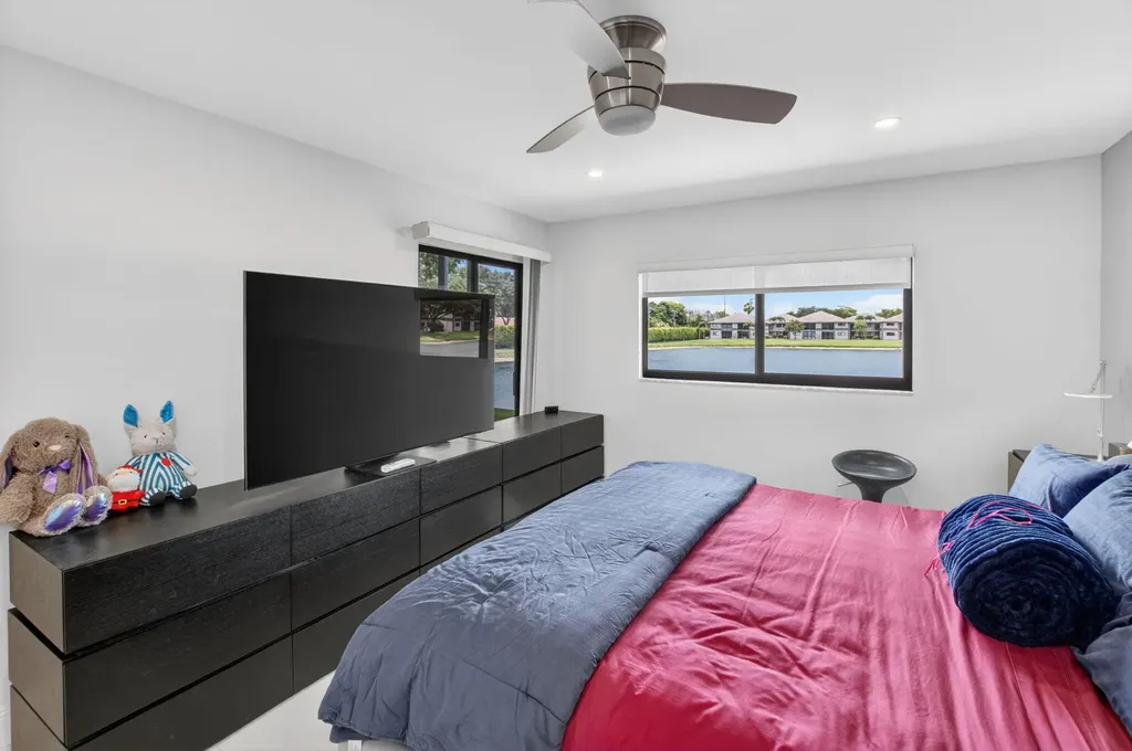 15401 Pembridge Avenue Delray Beach FL 33484