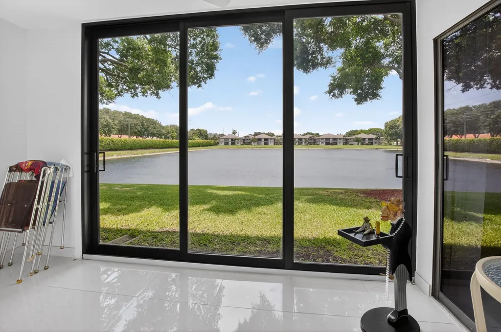 15401 Pembridge Avenue Delray Beach FL 33484