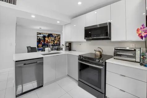 15401 Pembridge Avenue Delray Beach FL 33484