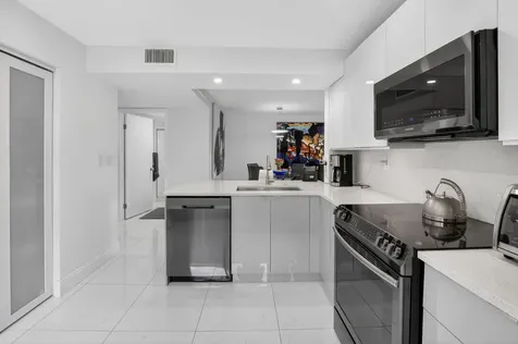 15401 Pembridge Avenue Delray Beach FL 33484