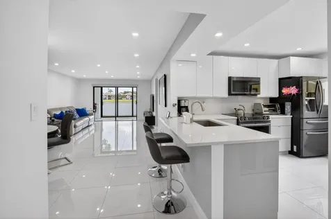 15401 Pembridge Avenue Delray Beach FL 33484