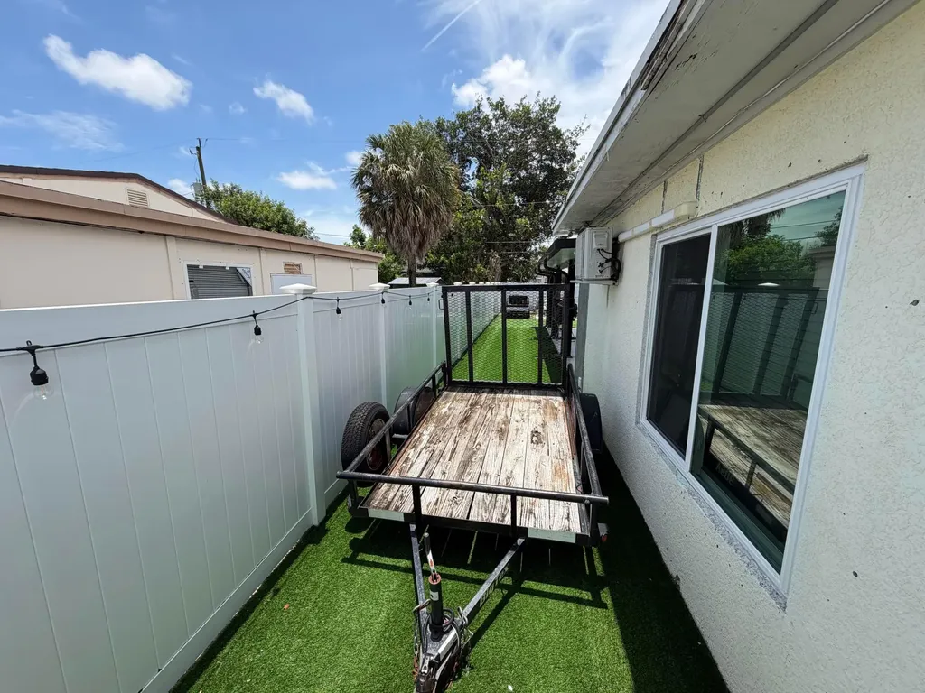 2016 Kenwood Road West Palm Beach FL 33409